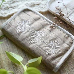 Lantern Moon Radiance Crochet Hook Set -Clover Sales SPI 683169c 50627.1667936264