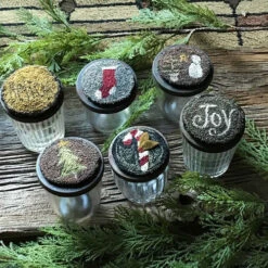 Punch Needle Kit - Christmas Jar Toppers